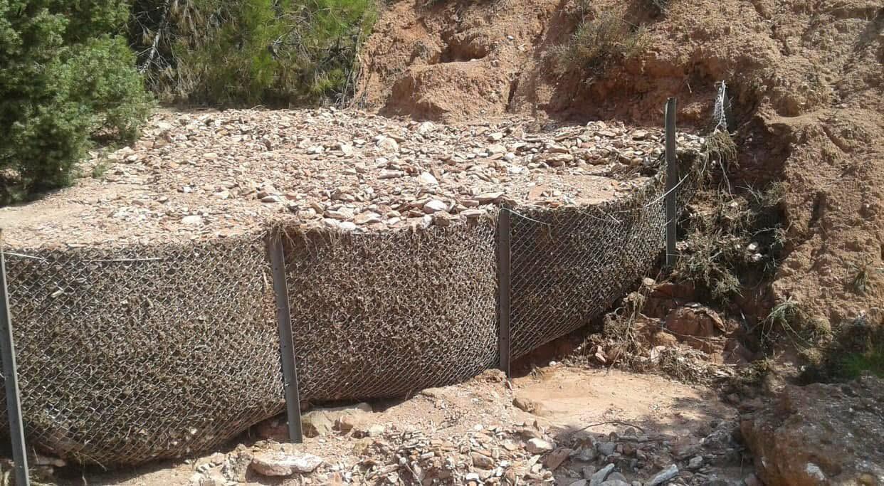 TEL İHATA VE TAŞ DUVAR ÇALIŞMASI